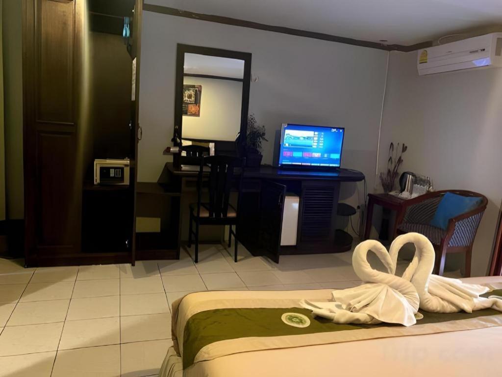 The Nice Patong Hotel Ngoại thất bức ảnh